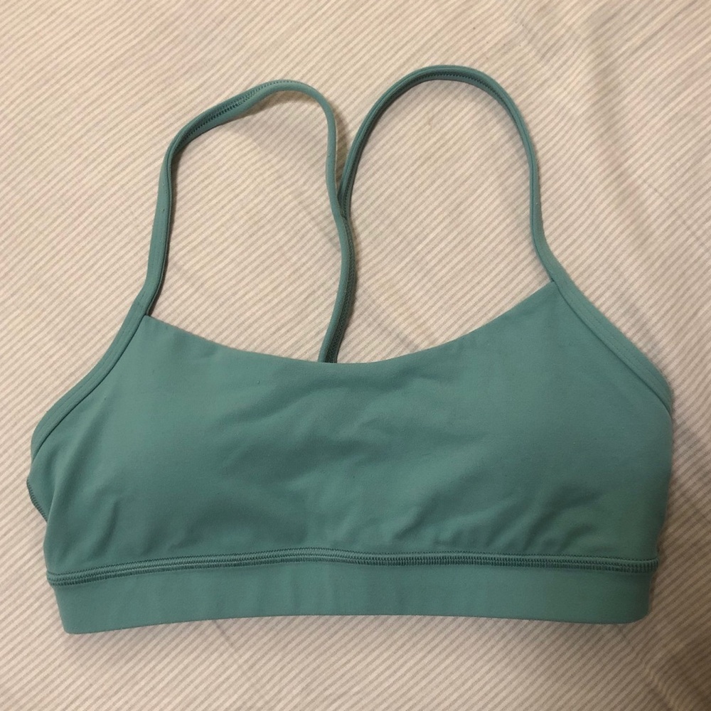 Lululemon Flow Y Bra Nulu Light Support